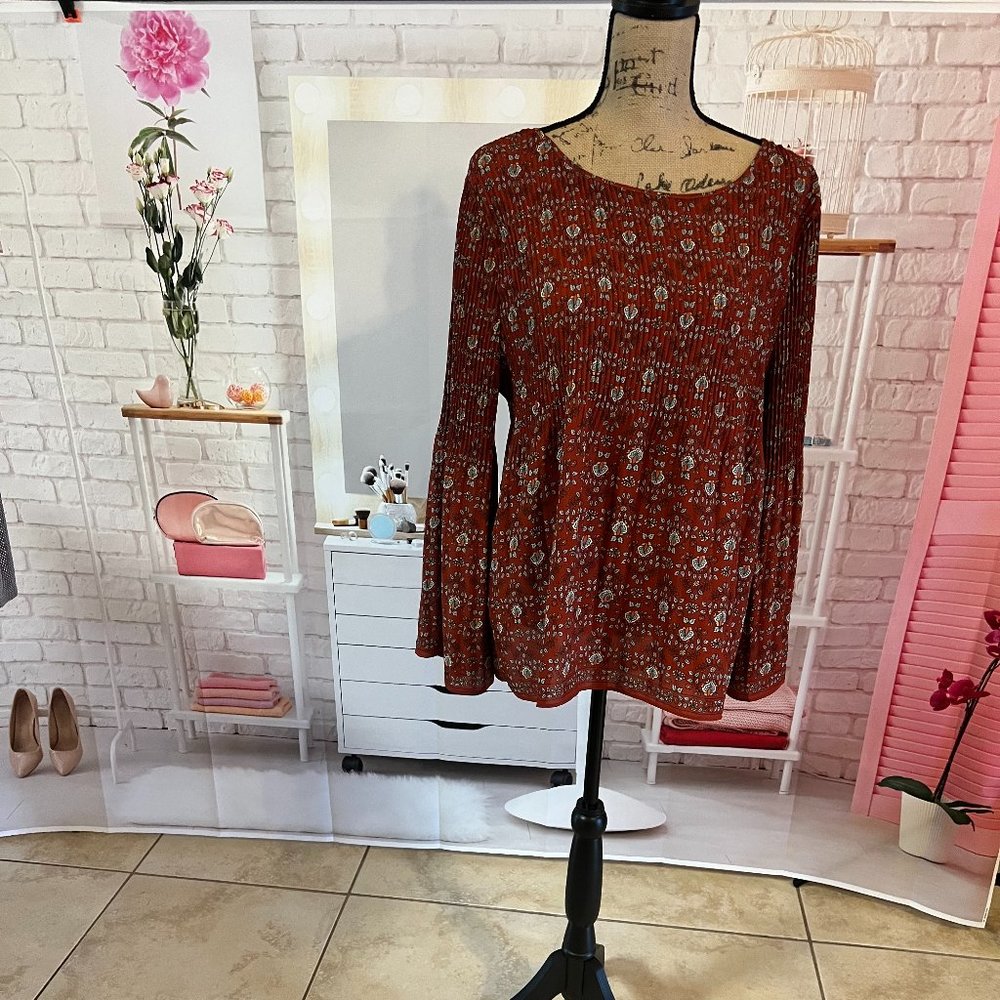 Women's Pullover Top